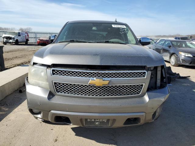 Photo 4 VIN: 1GNFK13018R194087 - CHEVROLET TAHOE 