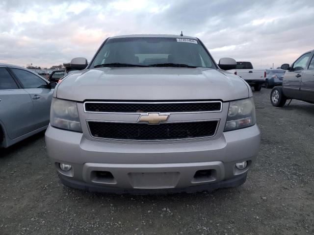 Photo 4 VIN: 1GNFK13018R273128 - CHEVROLET TAHOE 