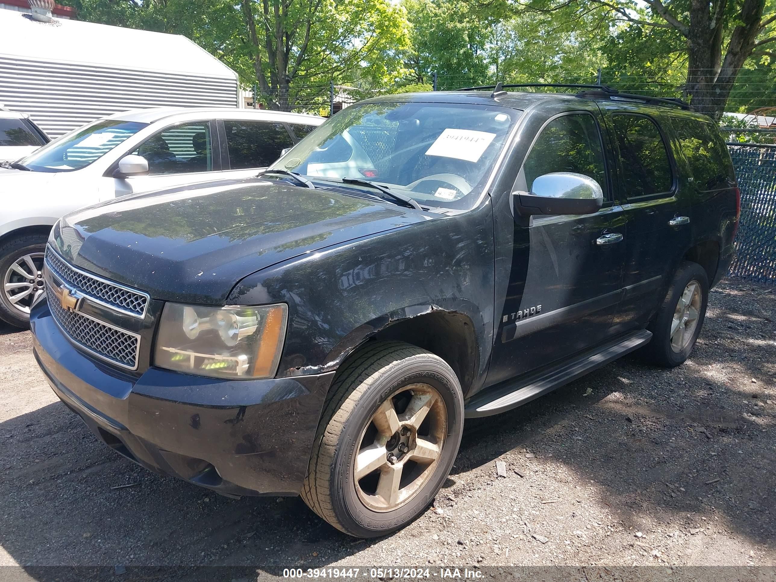 Photo 1 VIN: 1GNFK13027R298618 - CHEVROLET TAHOE 