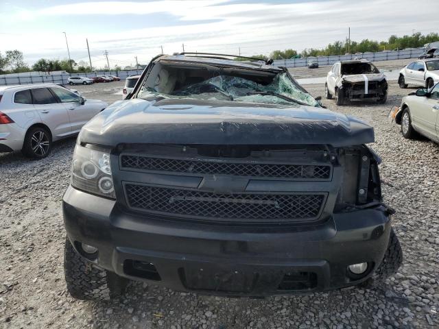 Photo 4 VIN: 1GNFK13028R187651 - CHEVROLET TAHOE 