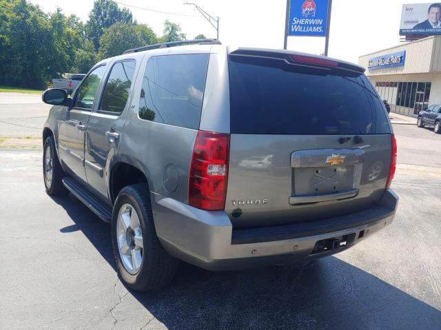 Photo 2 VIN: 1GNFK13037R156861 - CHEVROLET TAHOE 