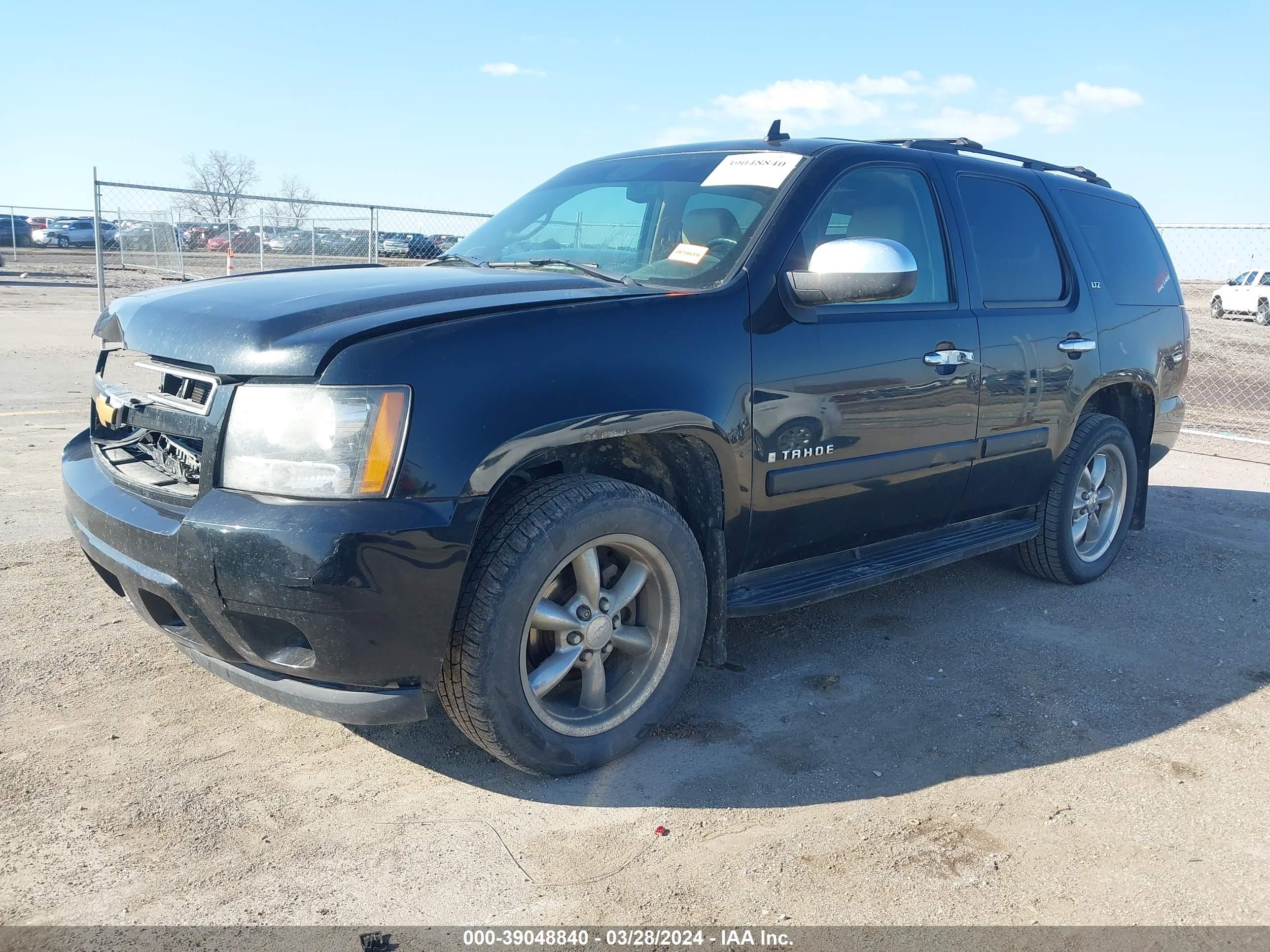 Photo 1 VIN: 1GNFK13037R391471 - CHEVROLET TAHOE 