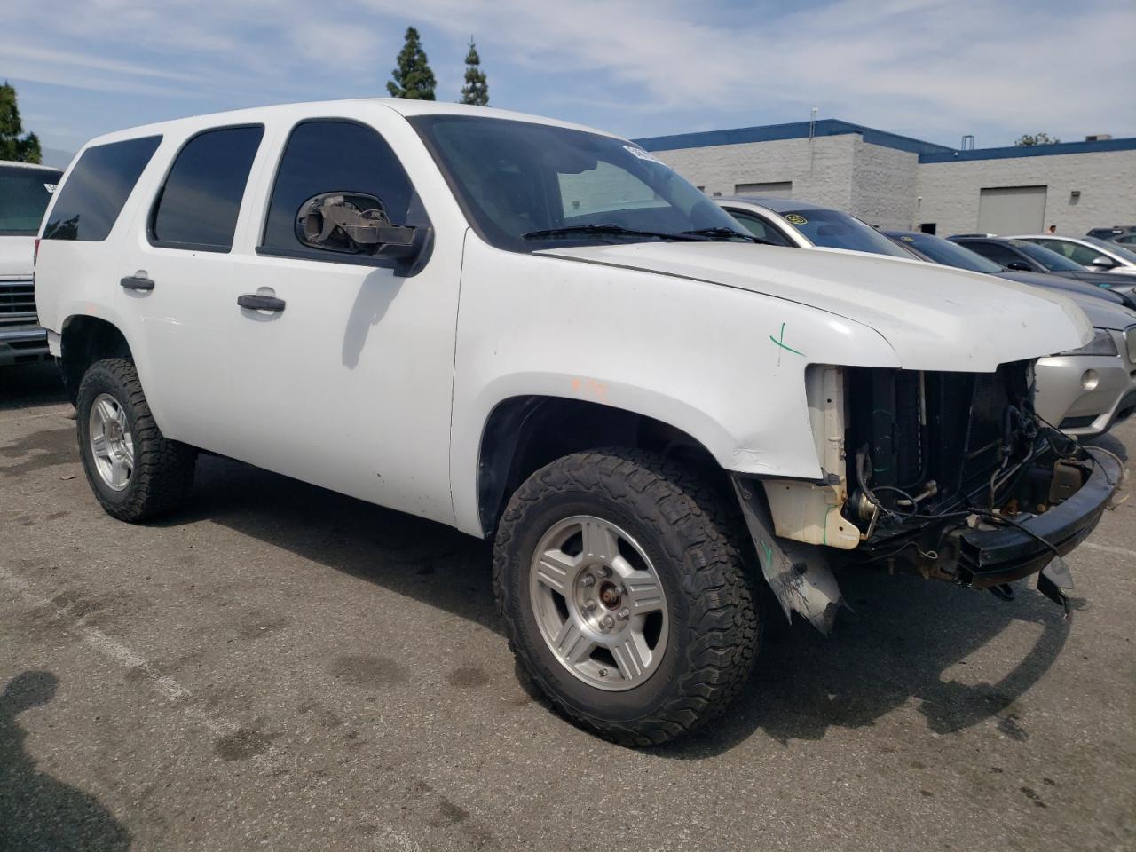 Photo 3 VIN: 1GNFK13038R269176 - CHEVROLET TAHOE 