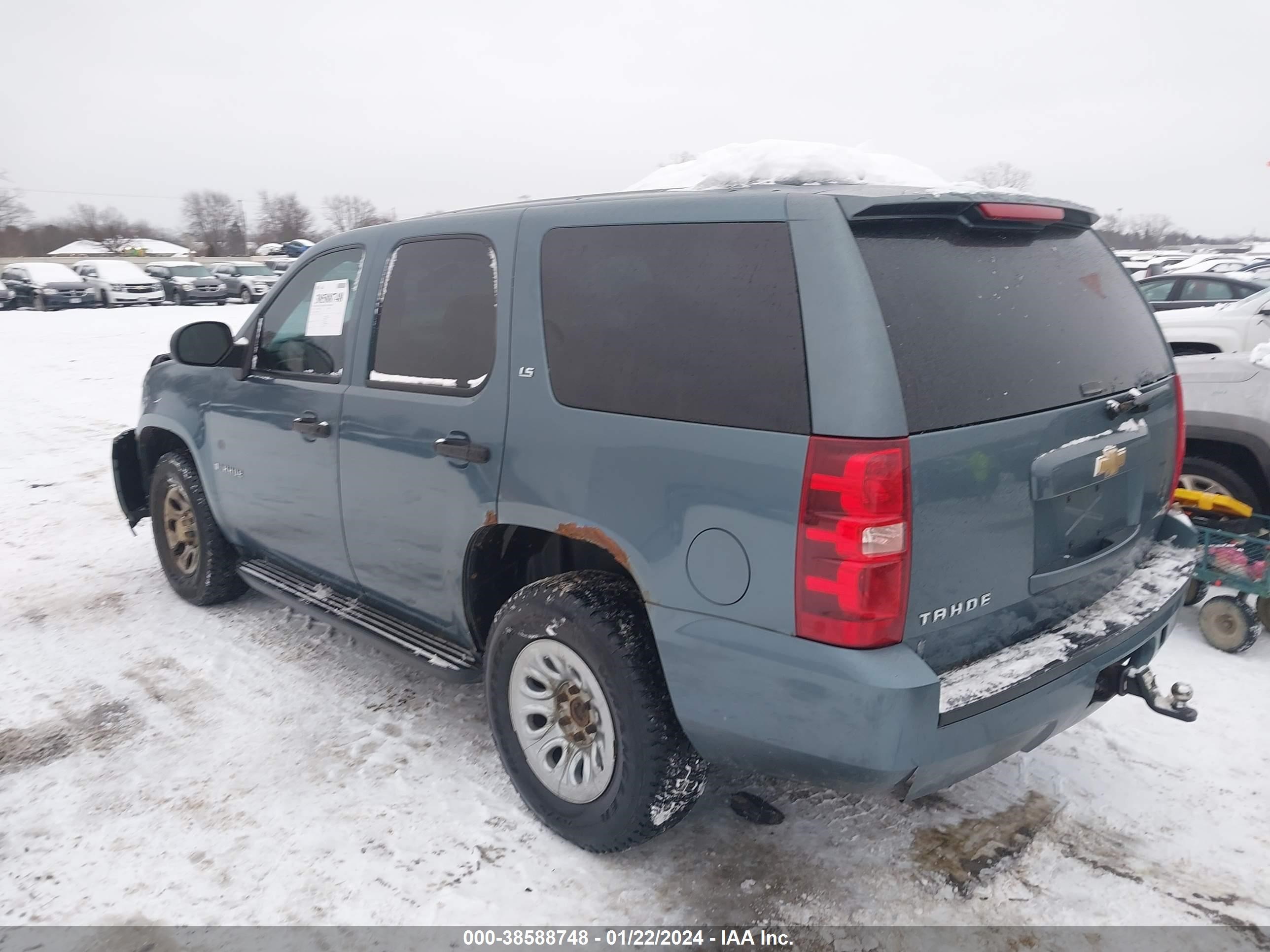 Photo 2 VIN: 1GNFK13039R242111 - CHEVROLET TAHOE 