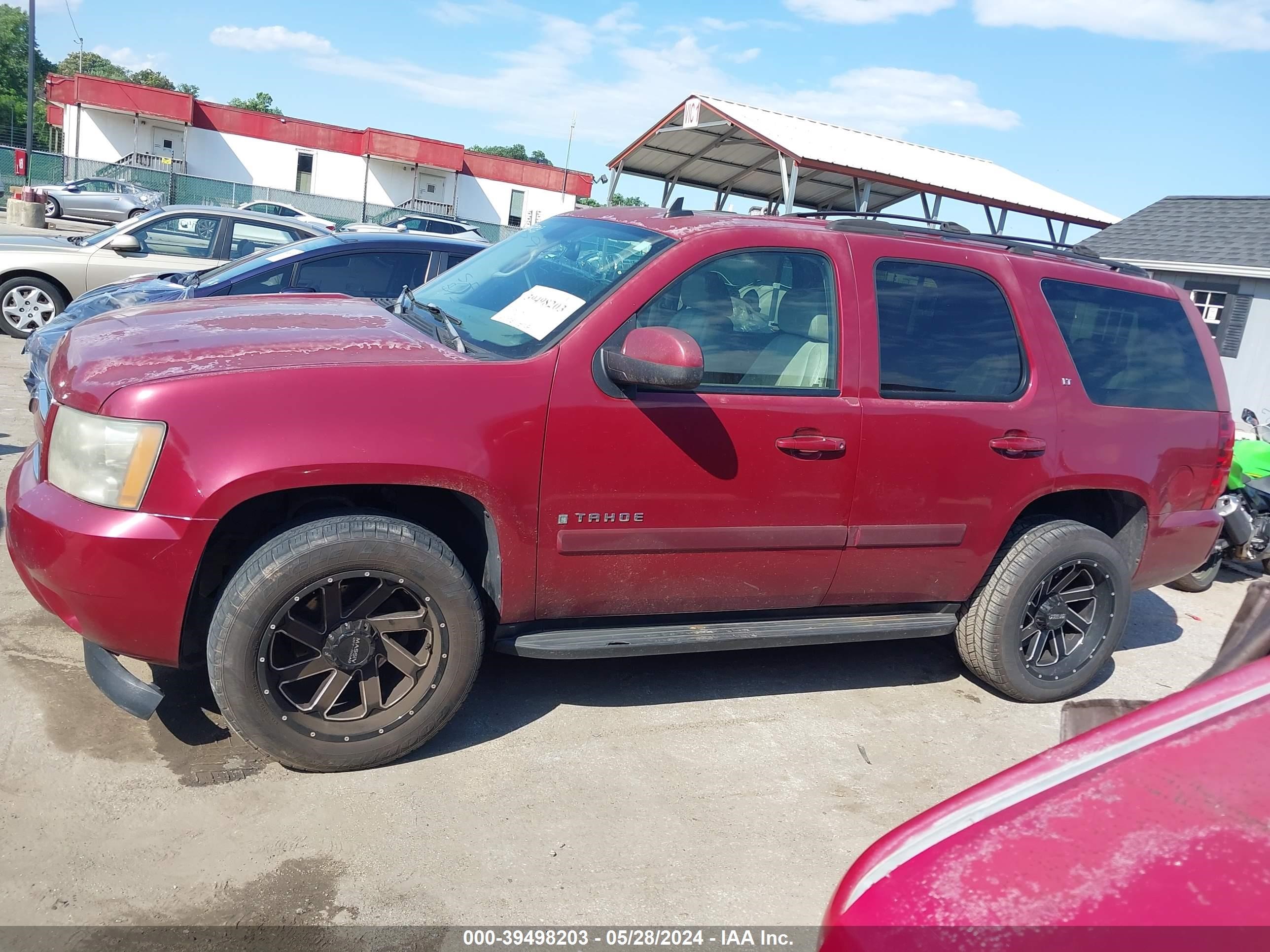 Photo 13 VIN: 1GNFK13047J293838 - CHEVROLET TAHOE 