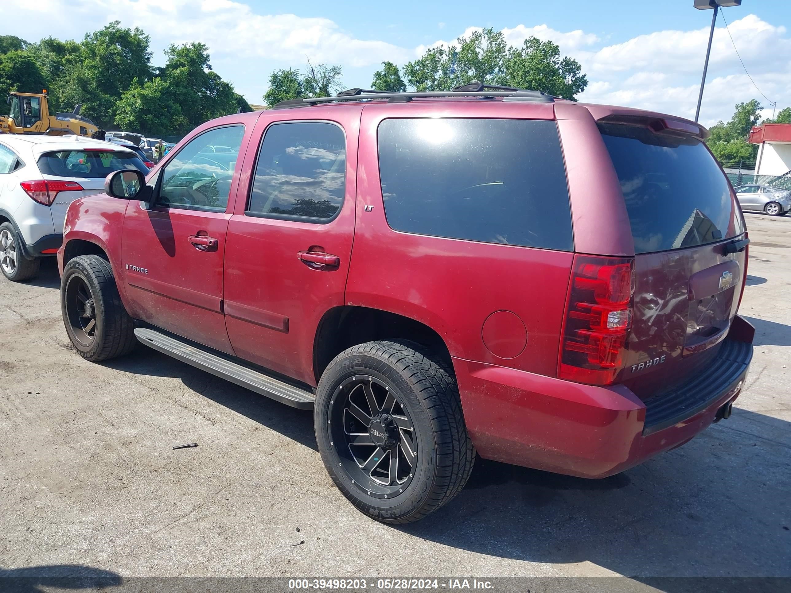 Photo 2 VIN: 1GNFK13047J293838 - CHEVROLET TAHOE 