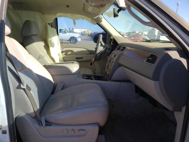 Photo 4 VIN: 1GNFK13047R104994 - CHEVROLET TAHOE K150 