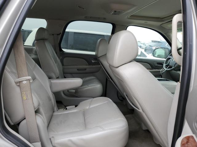 Photo 10 VIN: 1GNFK13047R184880 - CHEVROLET TAHOE 