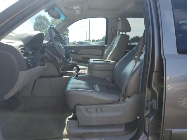 Photo 6 VIN: 1GNFK13057R290075 - CHEVROLET TAHOE 