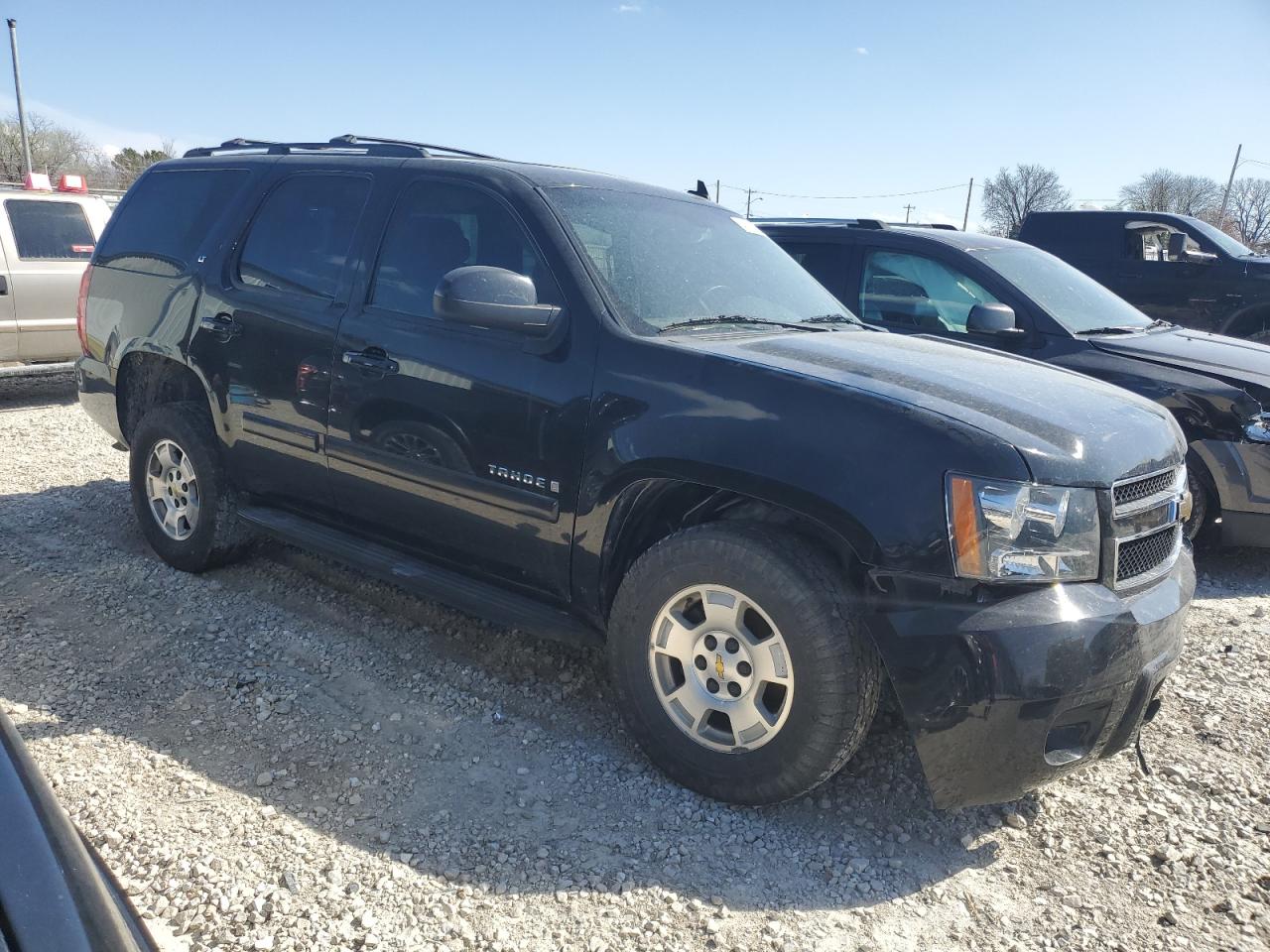 Photo 3 VIN: 1GNFK13058J182118 - CHEVROLET TAHOE 