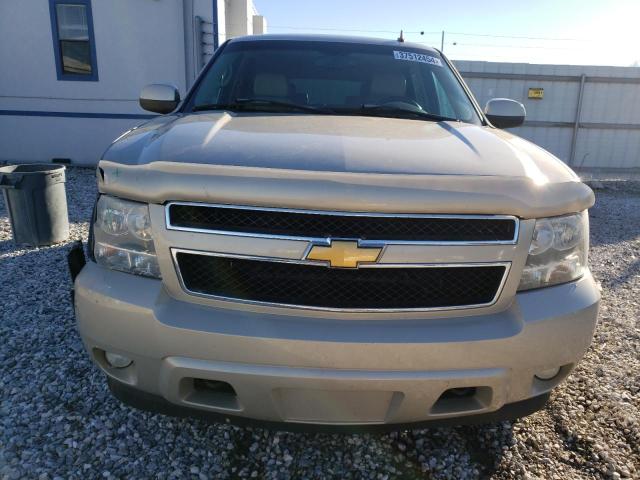 Photo 4 VIN: 1GNFK13067R305621 - CHEVROLET TAHOE 