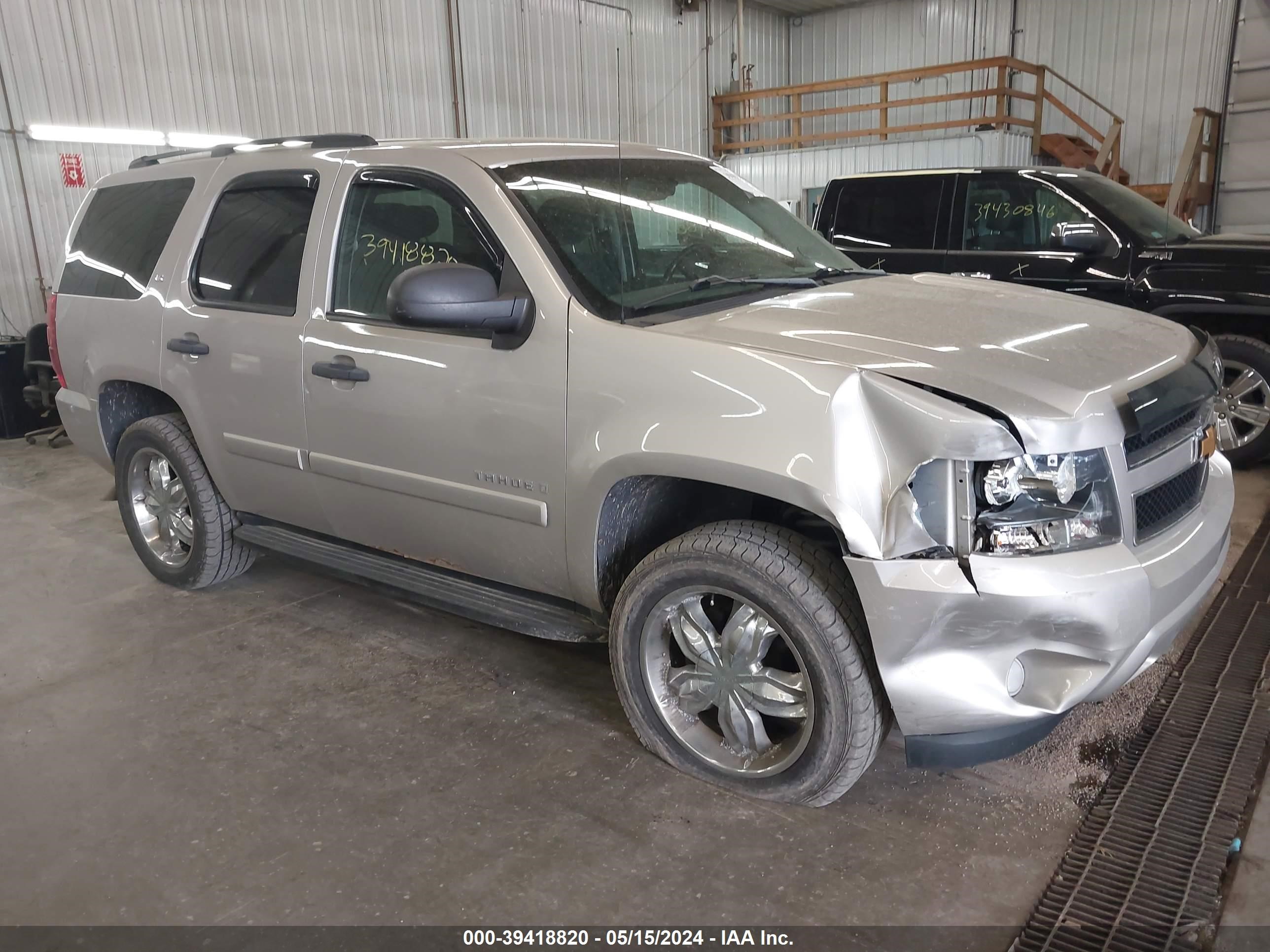 Photo 0 VIN: 1GNFK13068J236140 - CHEVROLET TAHOE 