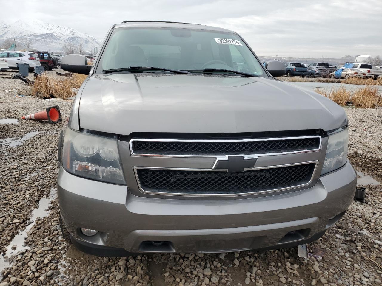 Photo 4 VIN: 1GNFK13068R109146 - CHEVROLET TAHOE 