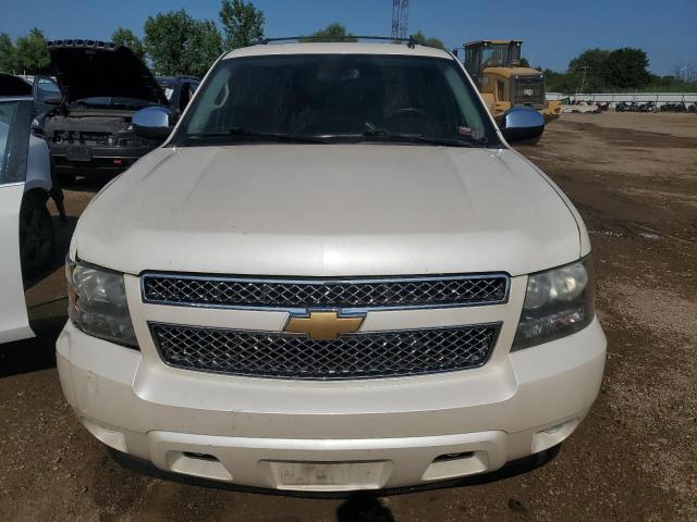 Photo 4 VIN: 1GNFK13068R194151 - CHEVROLET TAHOE 