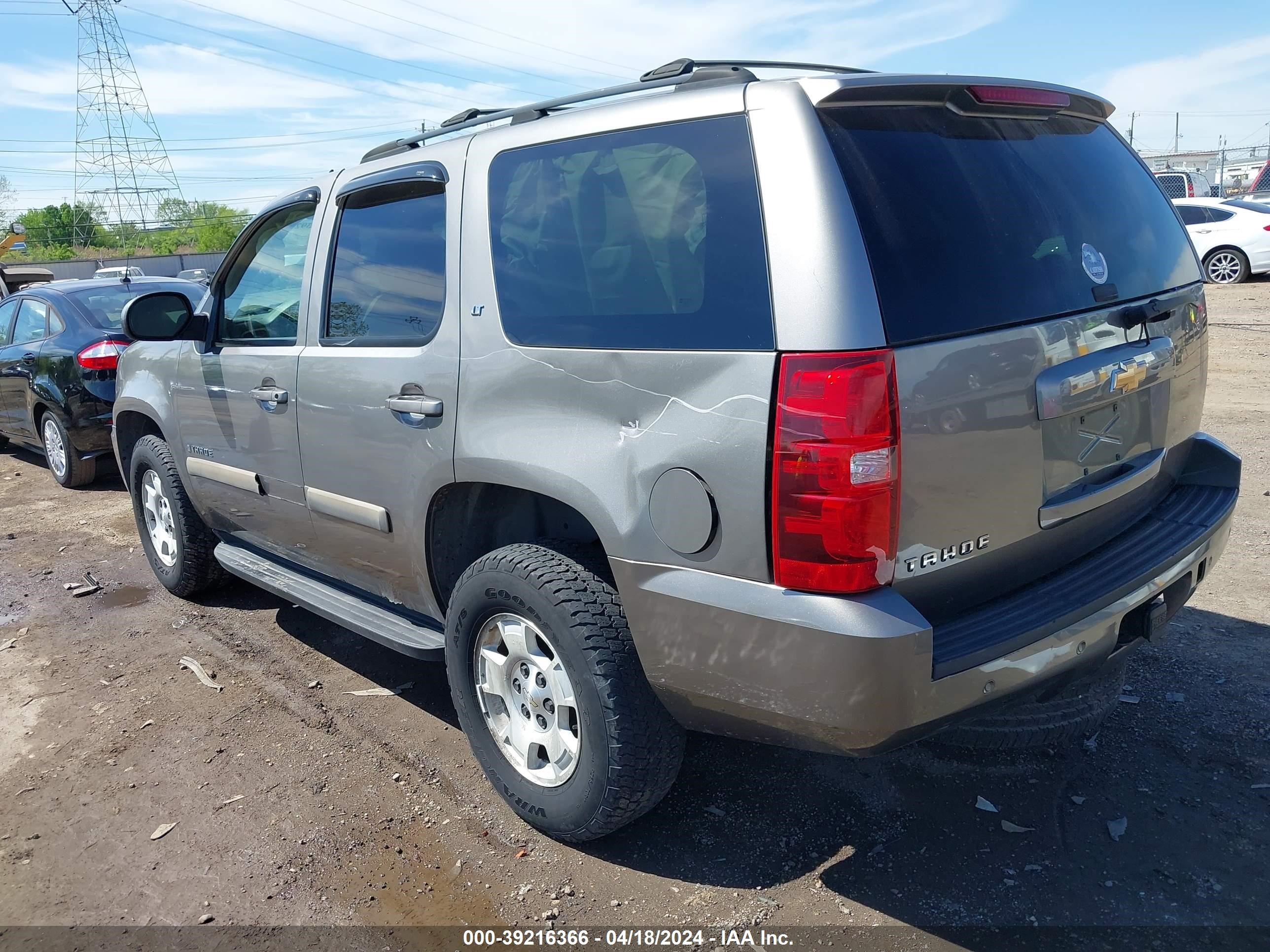 Photo 2 VIN: 1GNFK13087J110716 - CHEVROLET TAHOE 