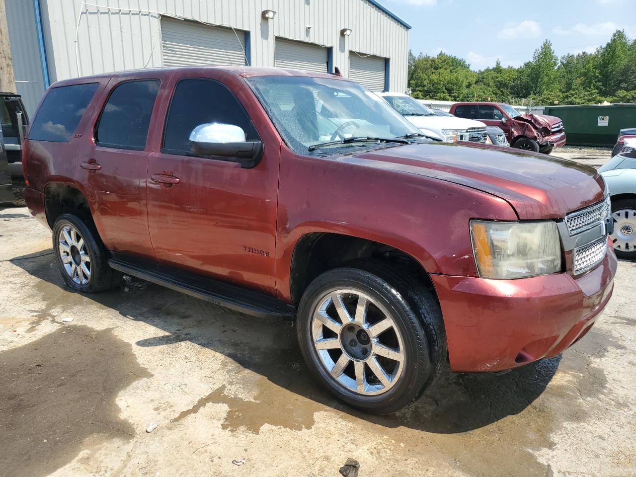 Photo 3 VIN: 1GNFK13087R195719 - CHEVROLET TAHOE 