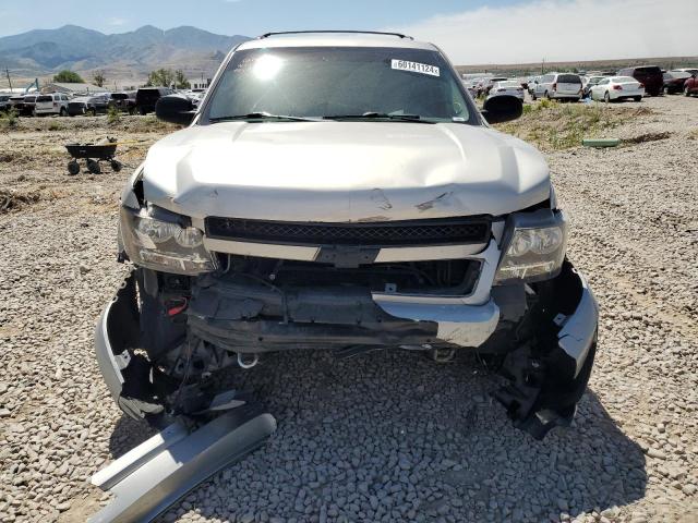 Photo 4 VIN: 1GNFK13089R199840 - CHEVROLET TAHOE 