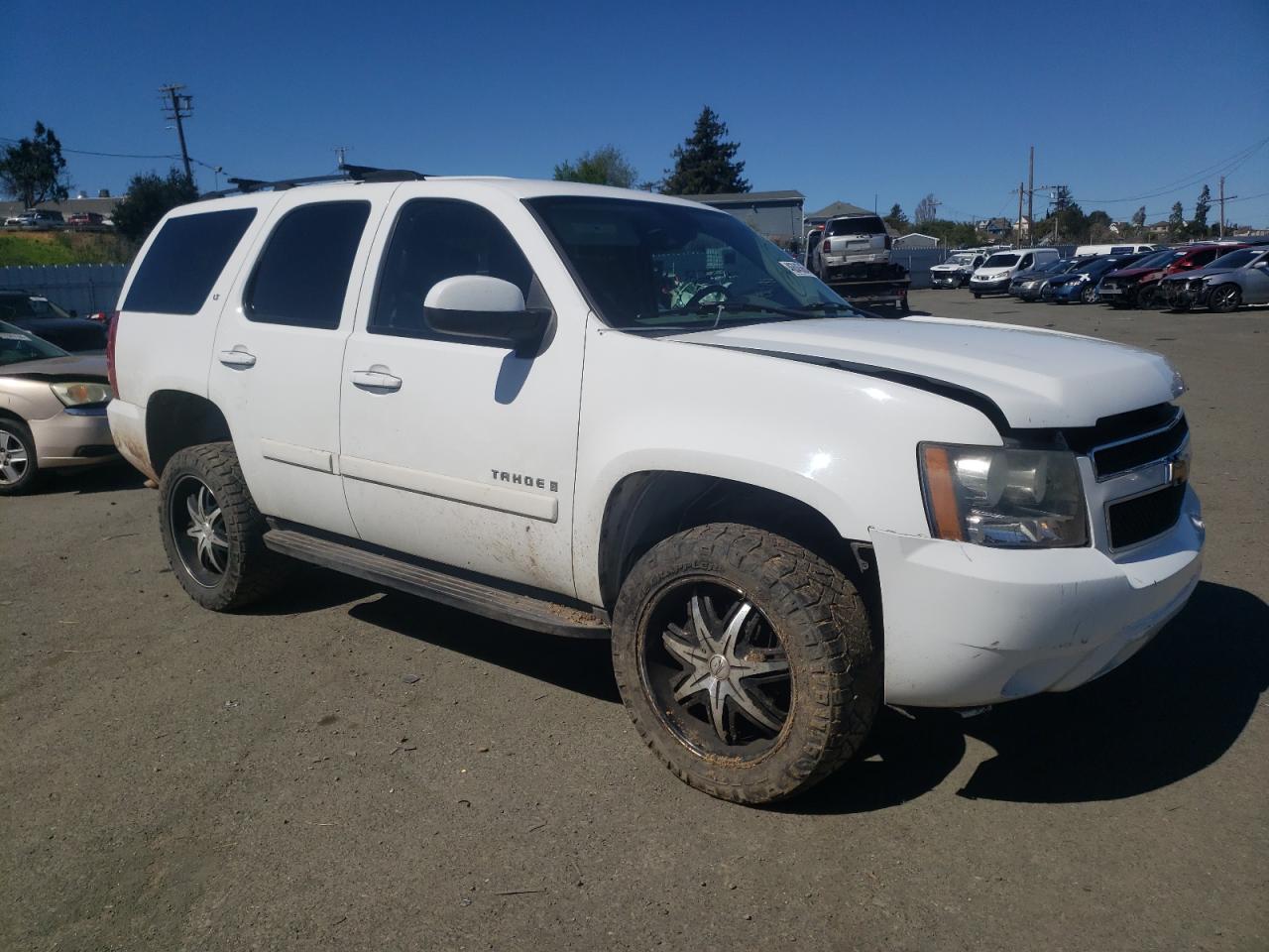 Photo 3 VIN: 1GNFK13097J199664 - CHEVROLET TAHOE 