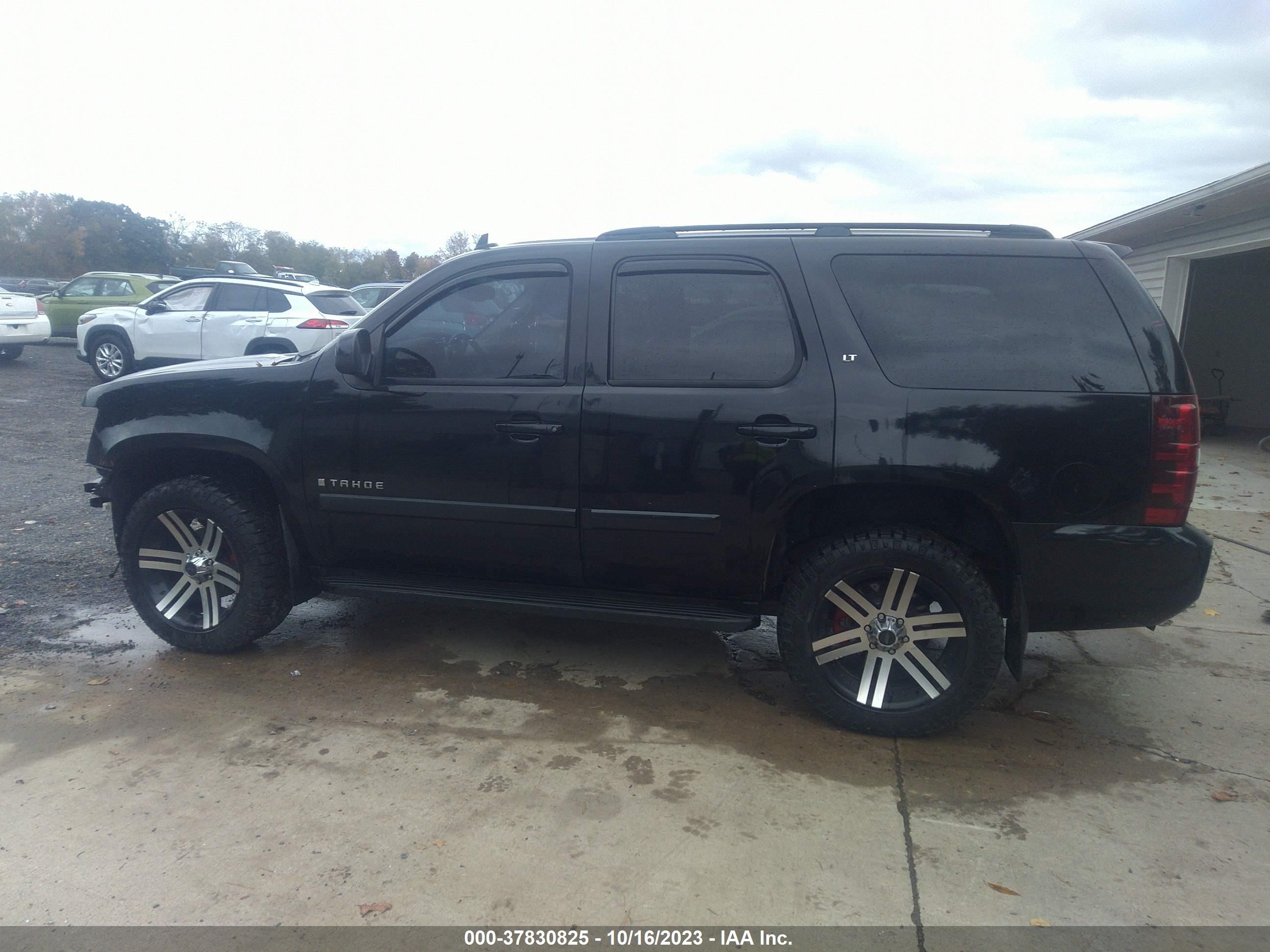 Photo 14 VIN: 1GNFK130X8J175164 - CHEVROLET TAHOE K150 