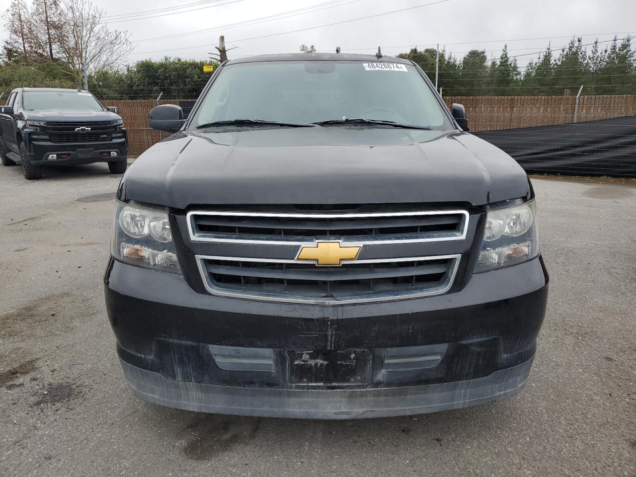 Photo 4 VIN: 1GNFK13559R108583 - CHEVROLET TAHOE 