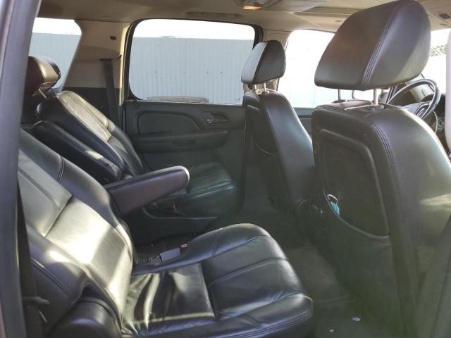 Photo 10 VIN: 1GNFK16318J243275 - CHEVROLET SUBURBAN 