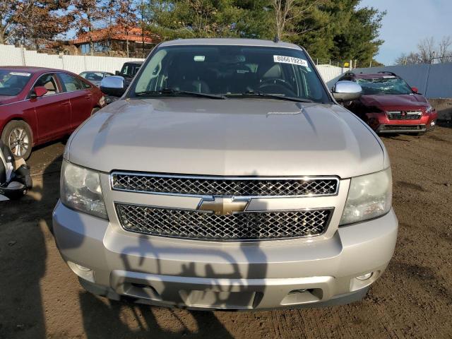 Photo 4 VIN: 1GNFK16318J243275 - CHEVROLET SUBURBAN 