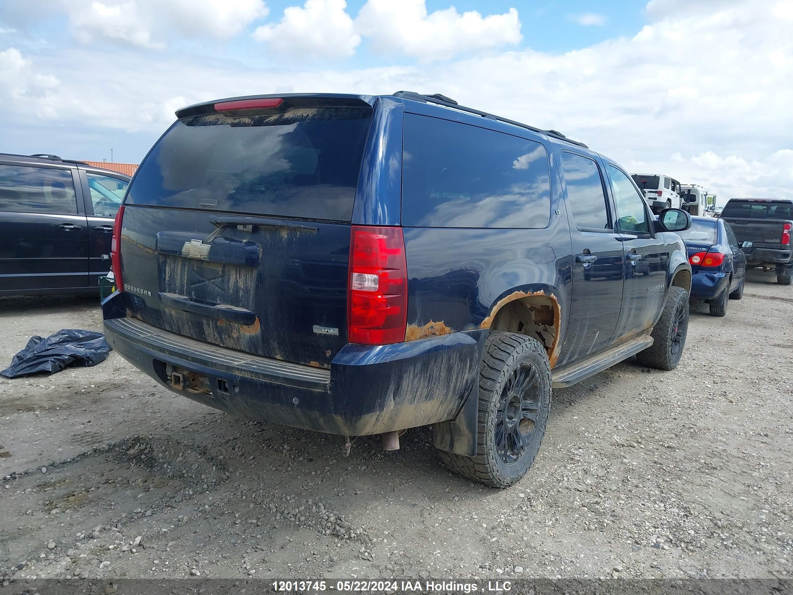 Photo 3 VIN: 1GNFK16379J117682 - CHEVROLET SUBURBAN 