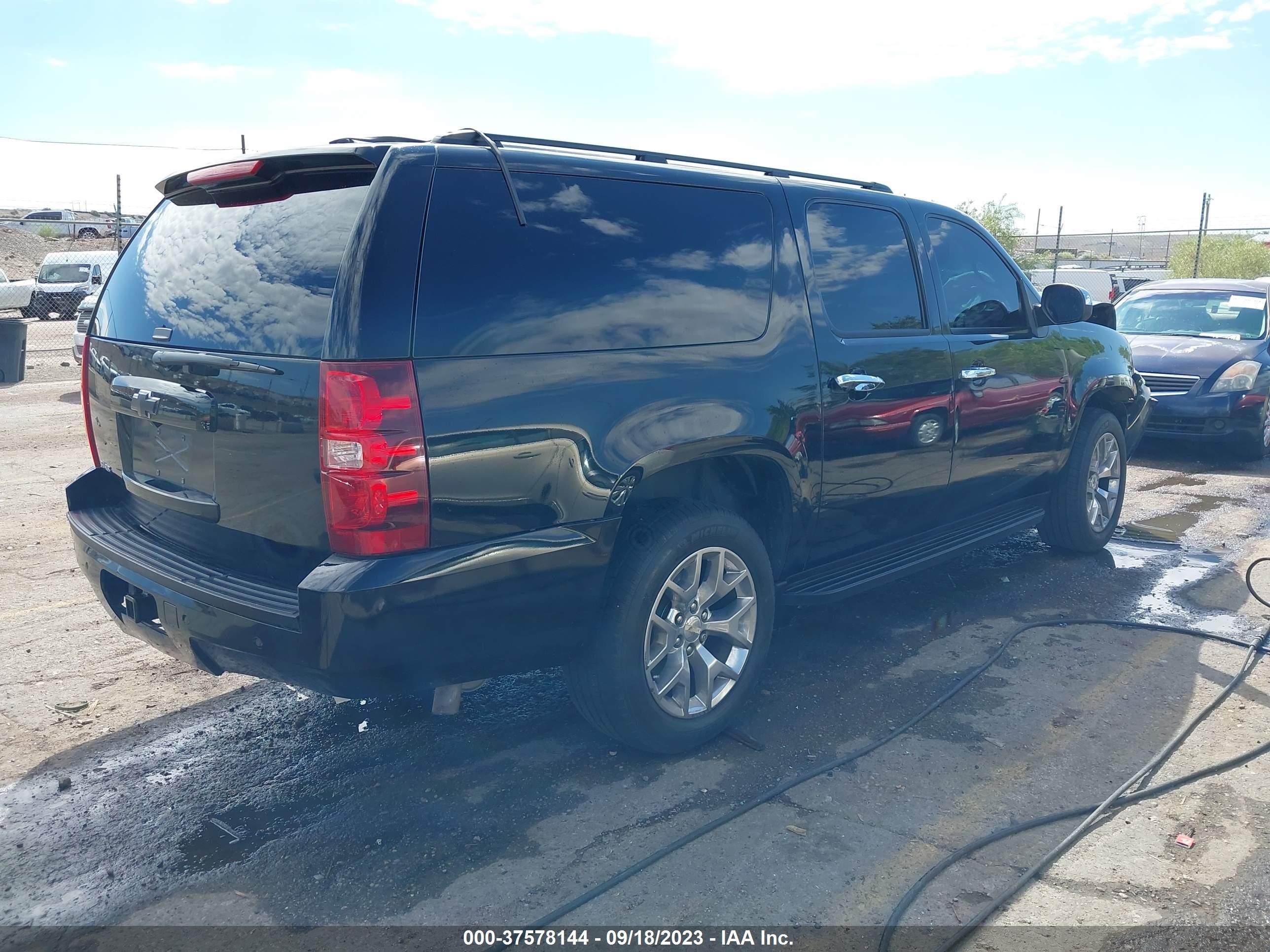 Photo 3 VIN: 1GNFK16398R219002 - CHEVROLET EXPRESS 