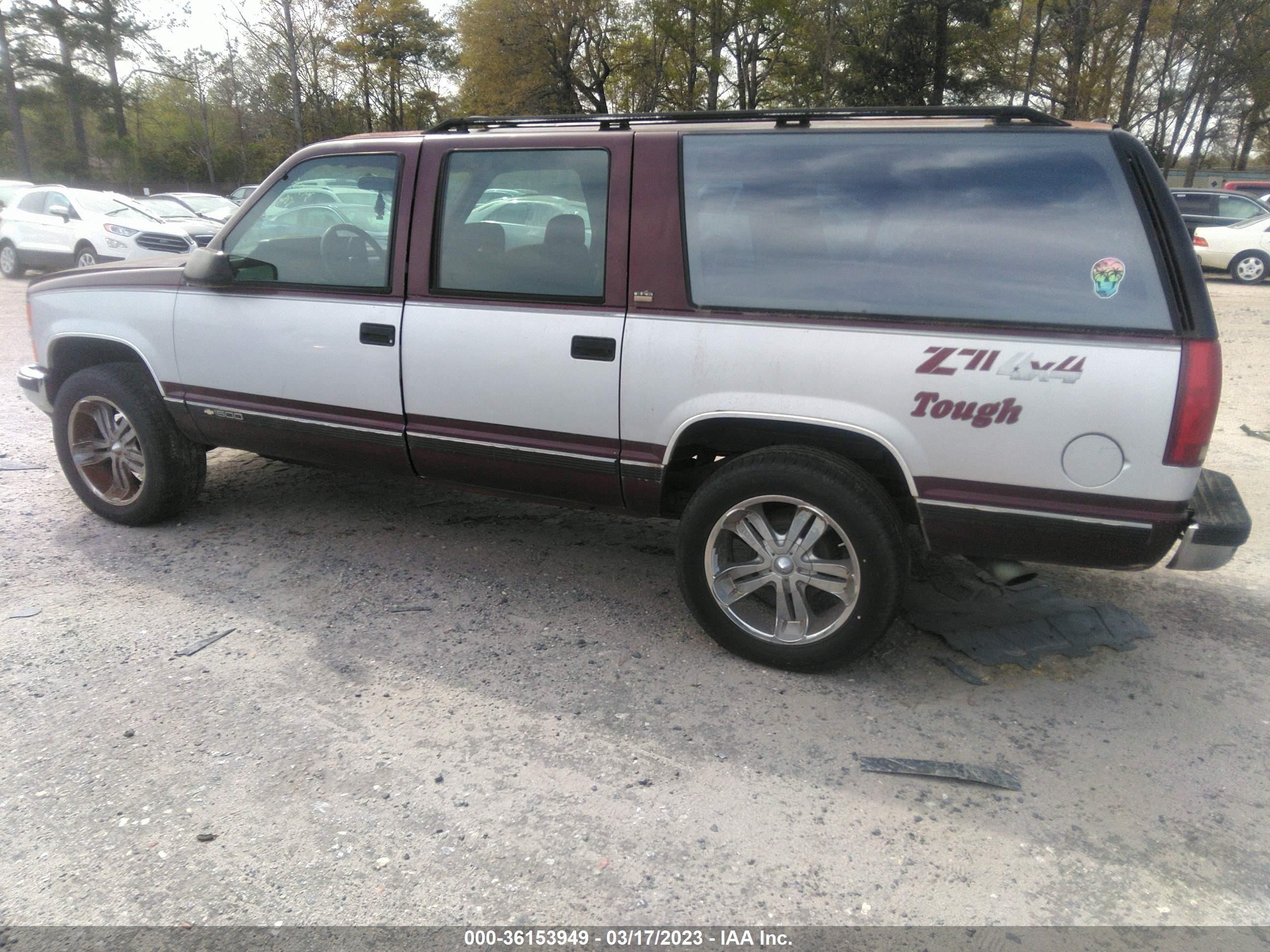 Photo 2 VIN: 1GNFK16K9RJ363298 - CHEVROLET SUBURBAN 