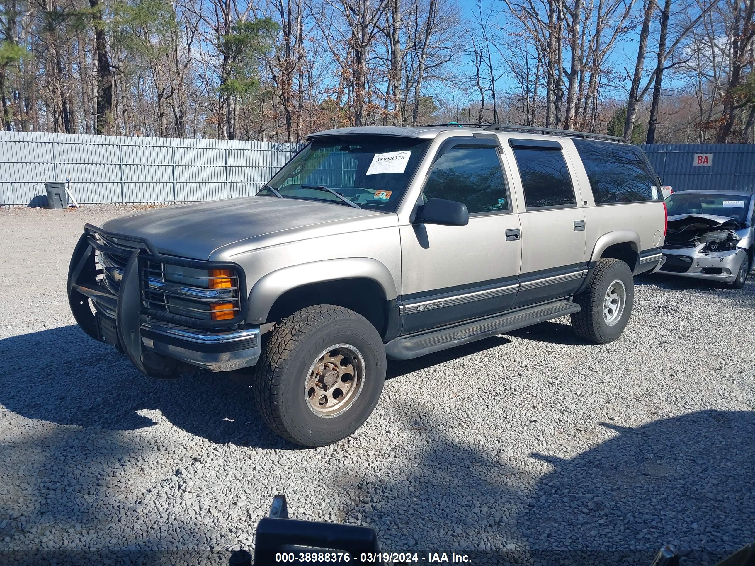 Photo 1 VIN: 1GNFK16R2WJ330099 - CHEVROLET EXPRESS 