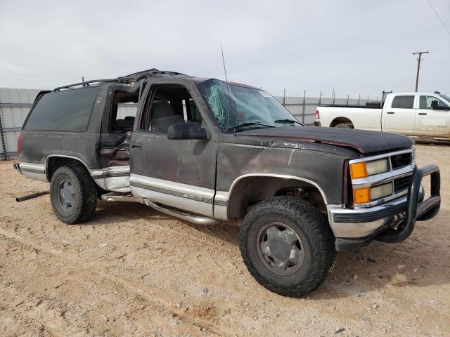 Photo 3 VIN: 1GNFK16R3TJ385835 - CHEVROLET SUBURBAN 