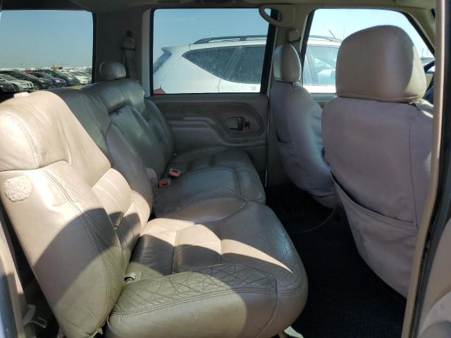 Photo 10 VIN: 1GNFK16R5XJ399788 - CHEVROLET SUBURBAN 