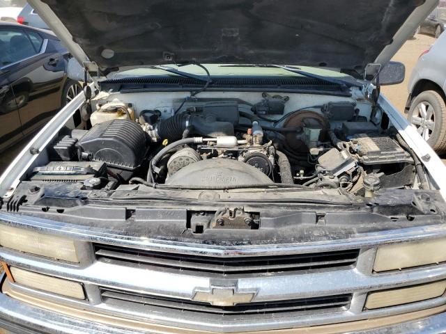 Photo 11 VIN: 1GNFK16R5XJ399788 - CHEVROLET SUBURBAN 