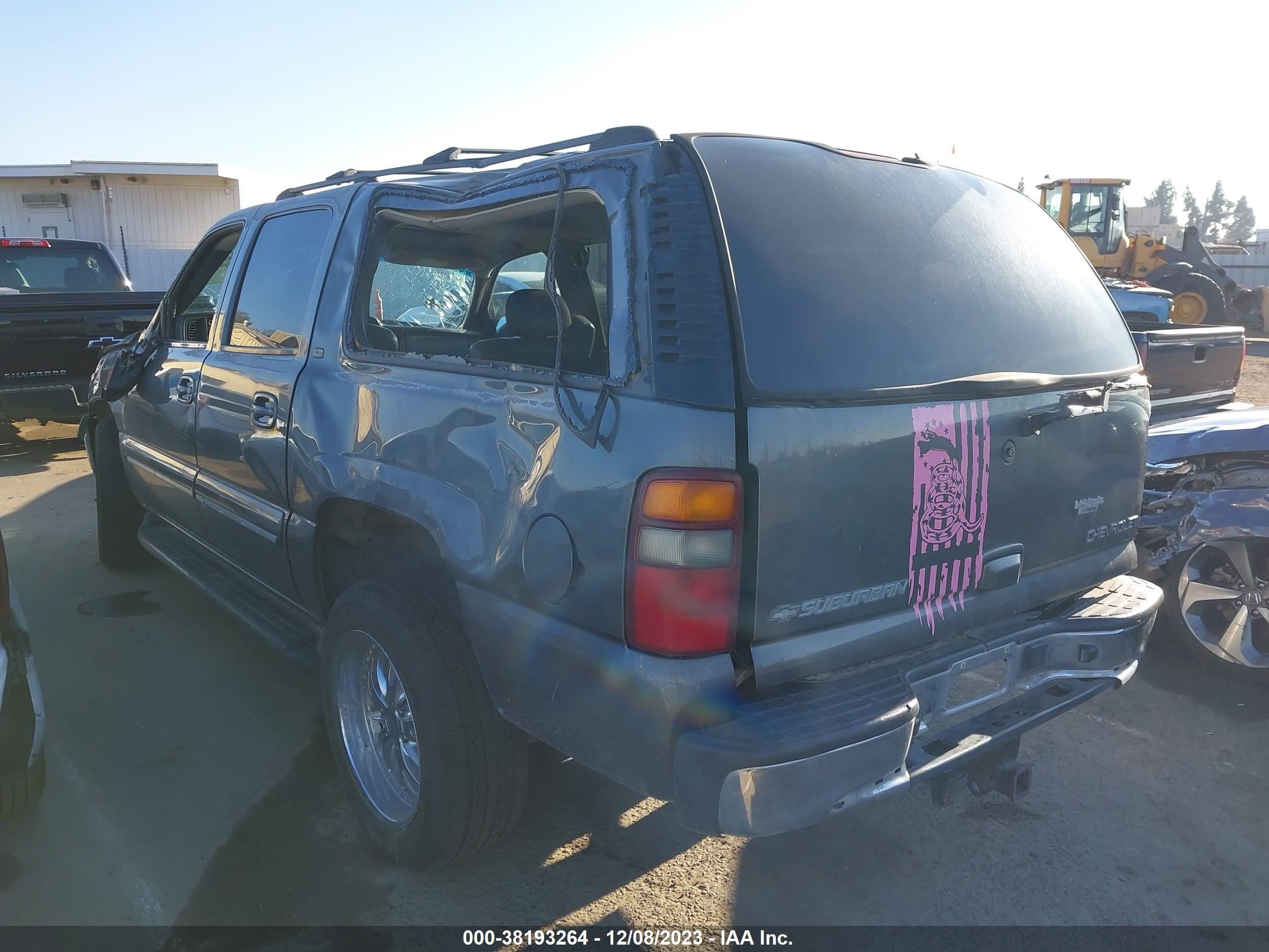 Photo 2 VIN: 1GNFK16T12J175132 - CHEVROLET SUBURBAN 