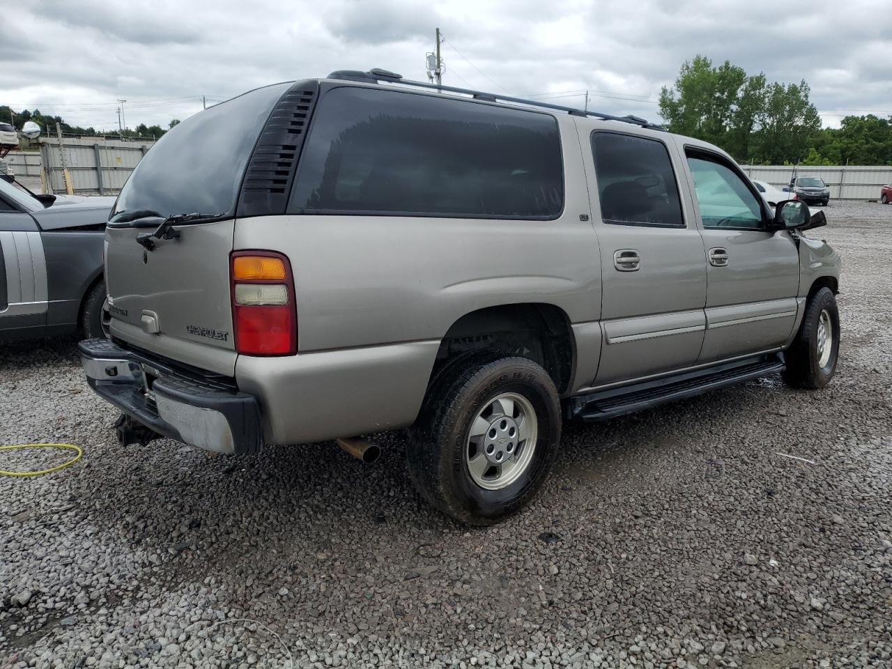 Photo 2 VIN: 1GNFK16T51J286829 - CHEVROLET SUBURBAN 