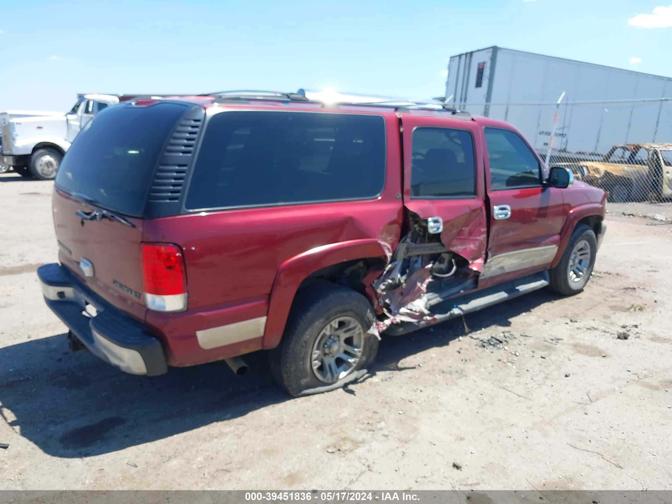 Photo 3 VIN: 1GNFK16Z02J270558 - CHEVROLET EXPRESS 