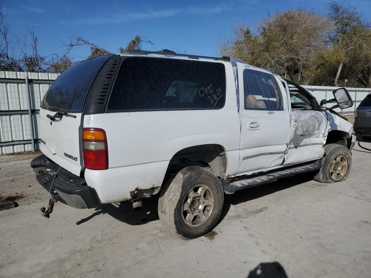 Photo 2 VIN: 1GNFK16Z12J250710 - CHEVROLET SUBURBAN 