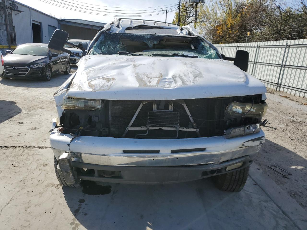 Photo 4 VIN: 1GNFK16Z12J250710 - CHEVROLET SUBURBAN 