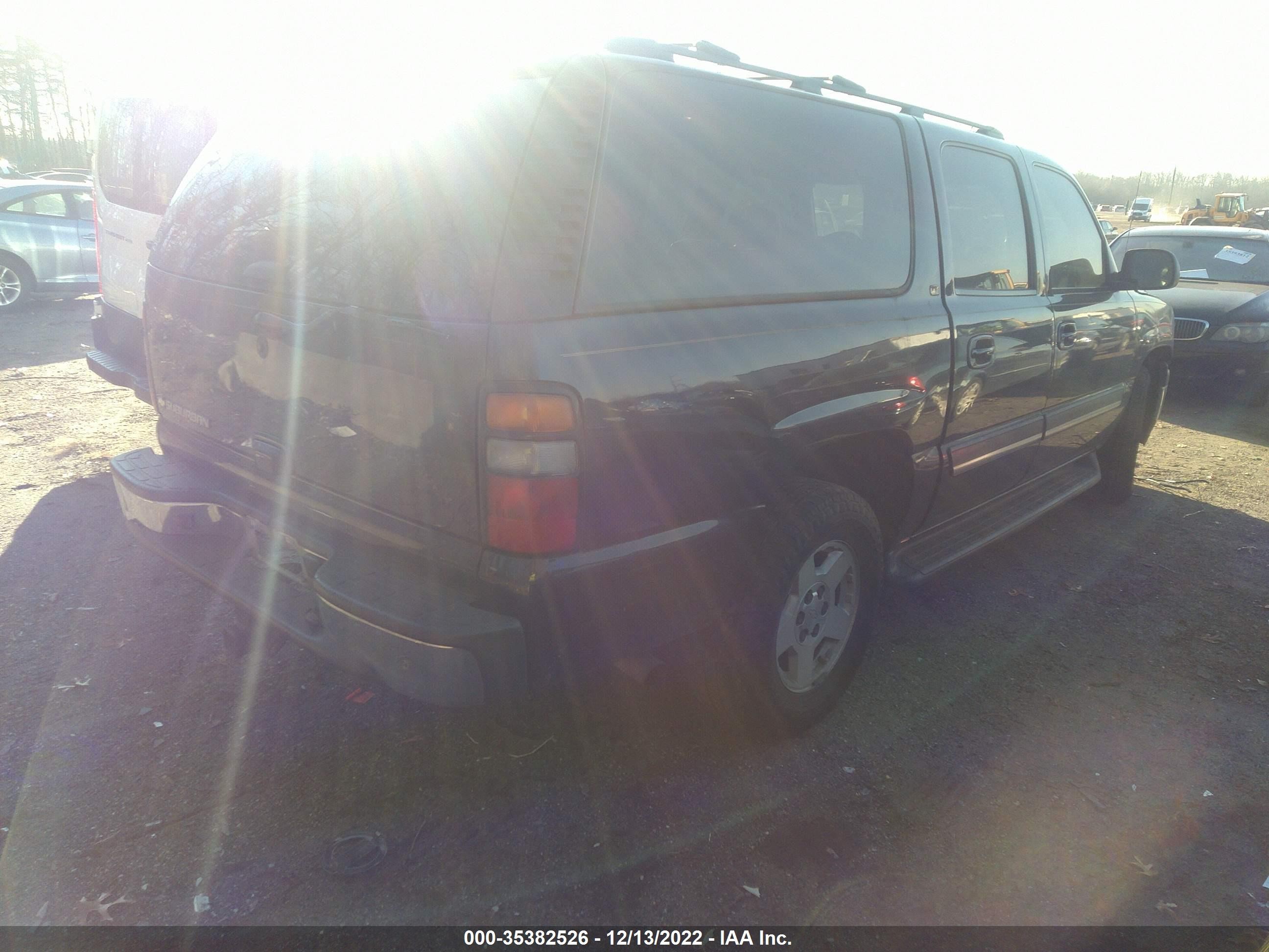 Photo 3 VIN: 1GNFK16Z56J120631 - CHEVROLET SUBURBAN 