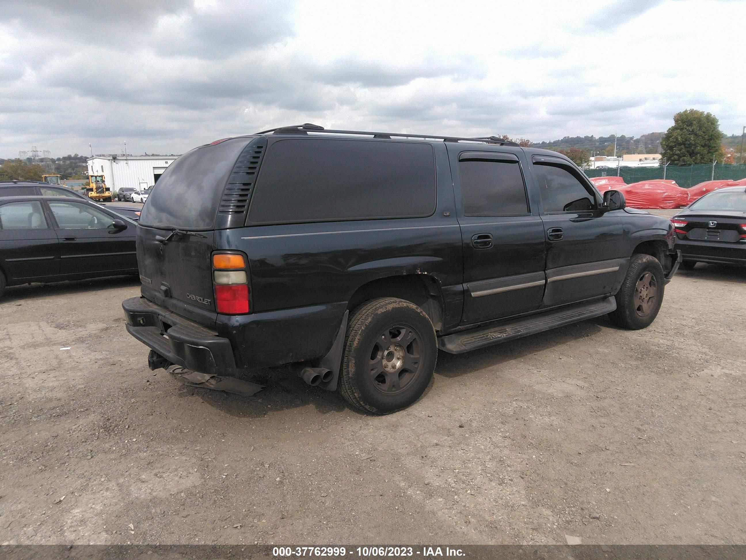 Photo 3 VIN: 1GNFK16Z64J241665 - CHEVROLET SUBURBAN 