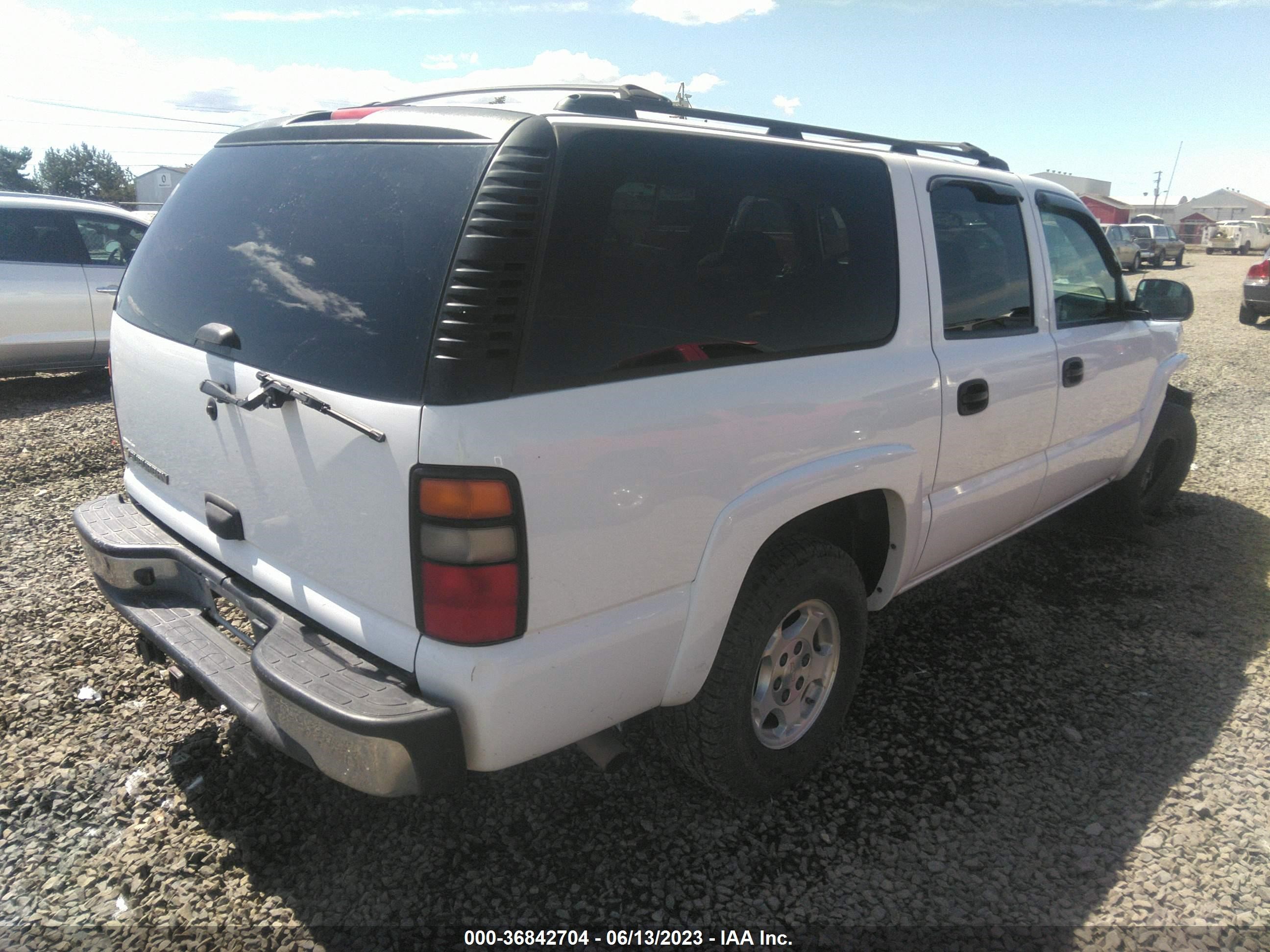 Photo 3 VIN: 1GNFK16Z76J147779 - CHEVROLET SUBURBAN 