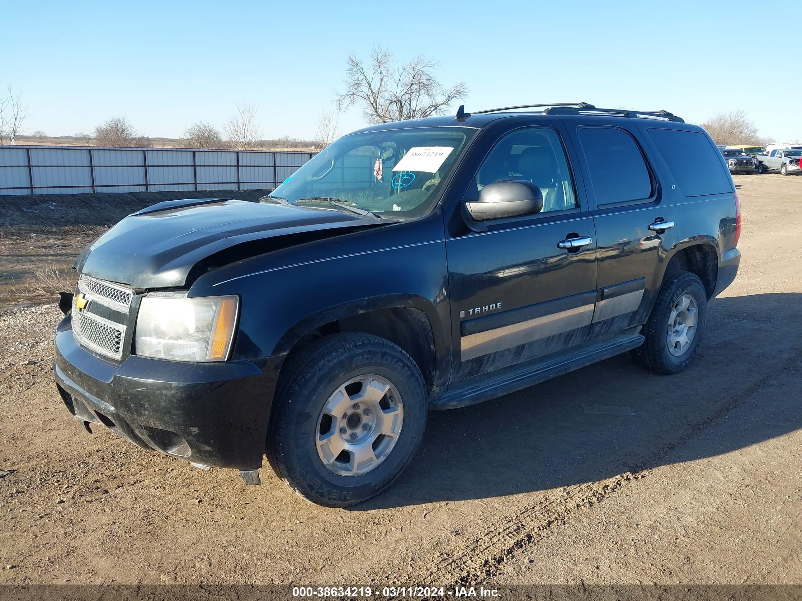 Photo 1 VIN: 1GNFK23039R231373 - CHEVROLET TAHOE 