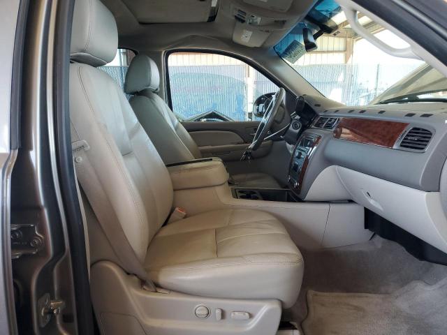 Photo 6 VIN: 1GNFK23059R212498 - CHEVROLET TAHOE 