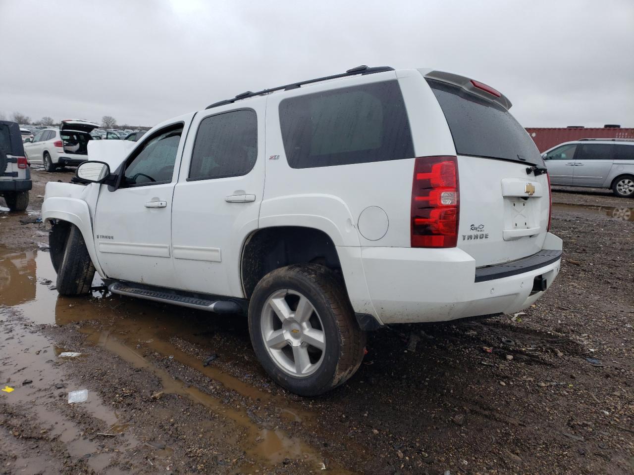 Photo 1 VIN: 1GNFK23069R284679 - CHEVROLET TAHOE 