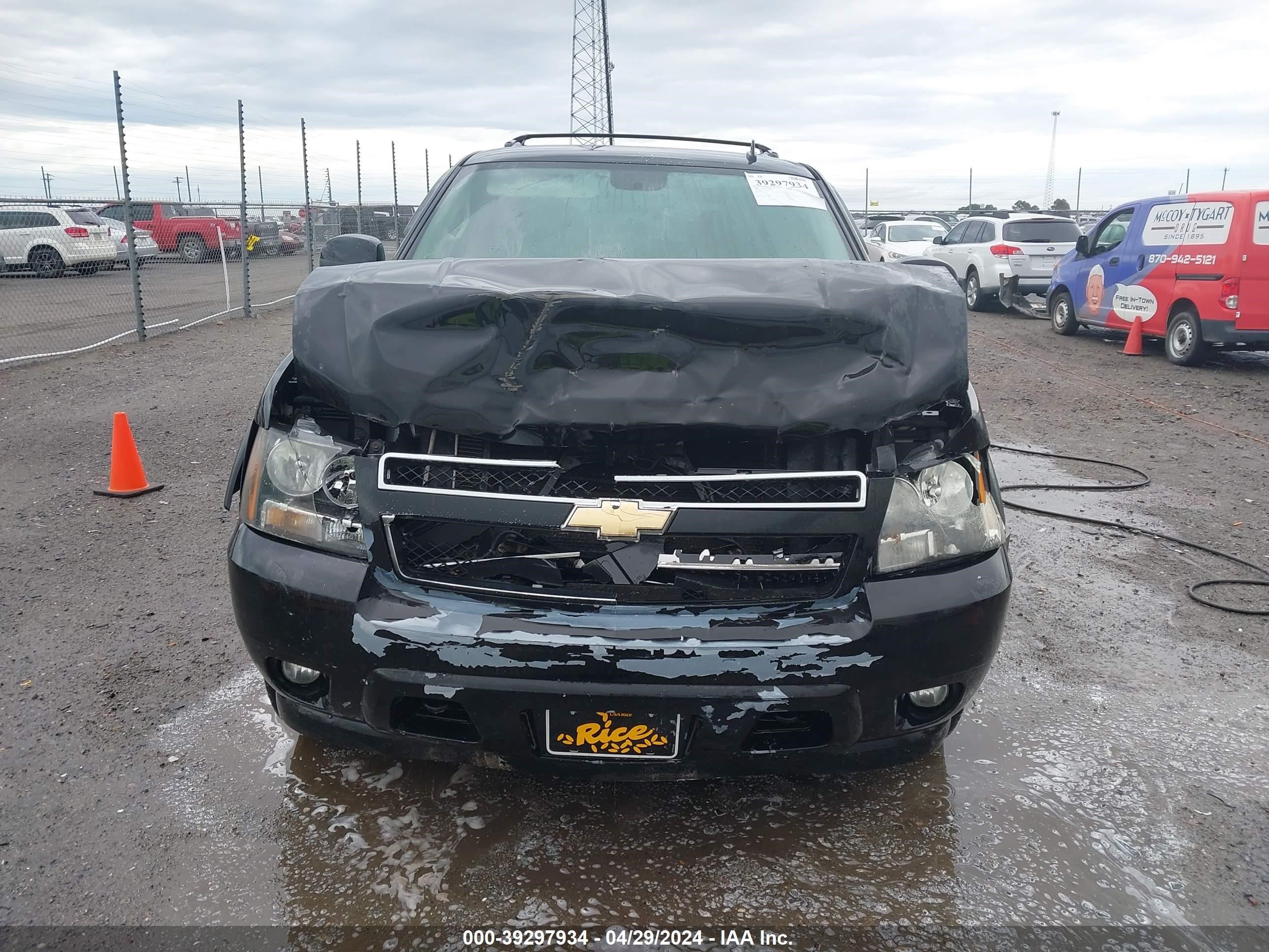 Photo 11 VIN: 1GNFK23079R246152 - CHEVROLET TAHOE 