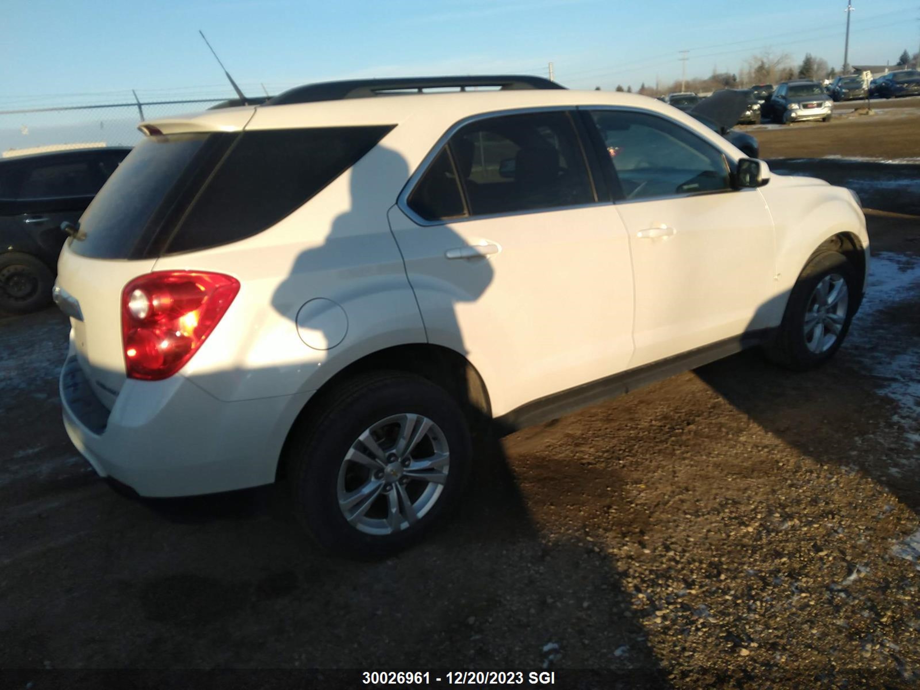 Photo 3 VIN: 1GNFLEEK2DZ120383 - CHEVROLET EQUINOX 