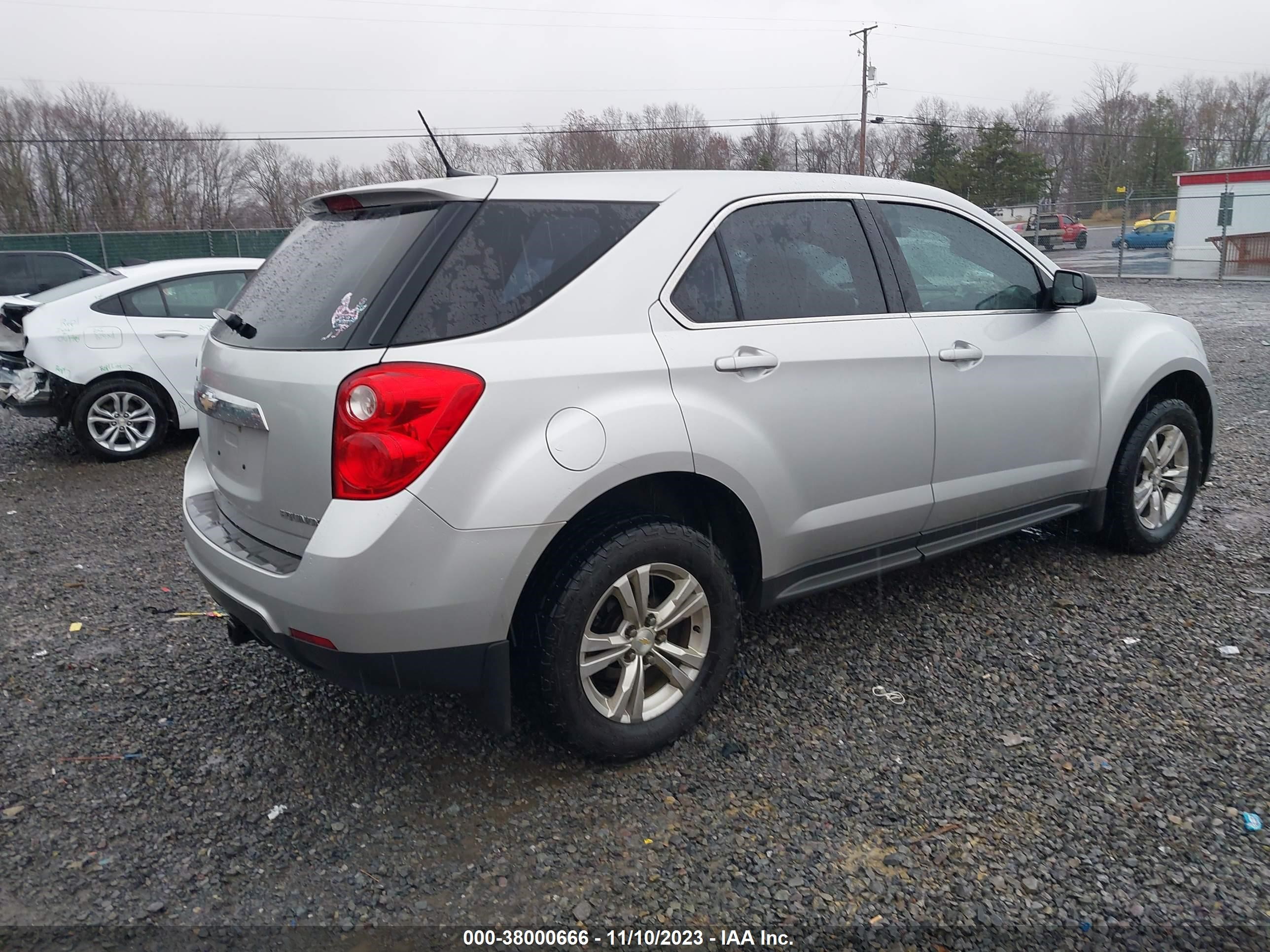 Photo 3 VIN: 1GNFLEEK9EZ108250 - CHEVROLET EQUINOX 