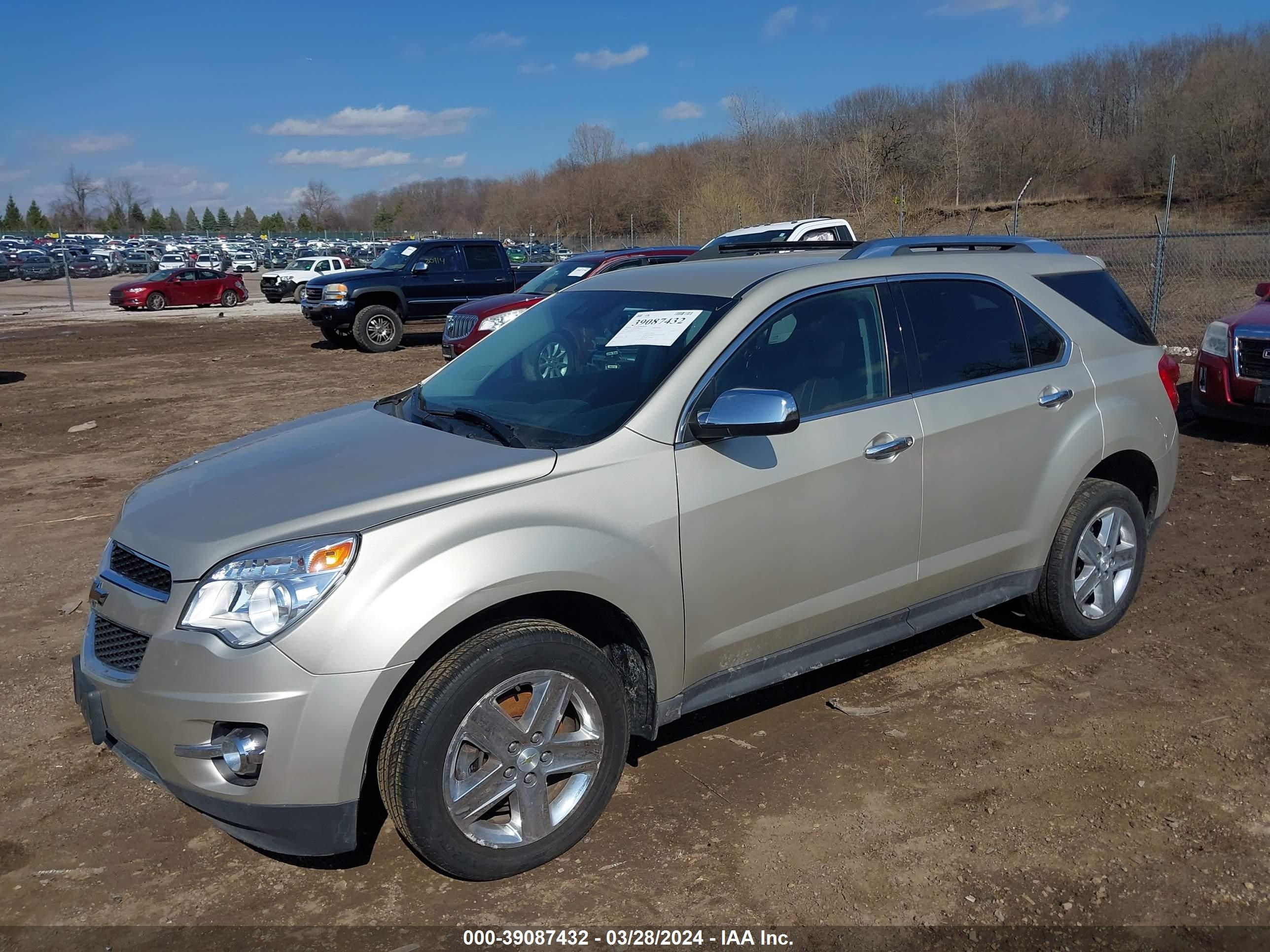 Photo 1 VIN: 1GNFLHEK2FZ141707 - CHEVROLET EQUINOX 