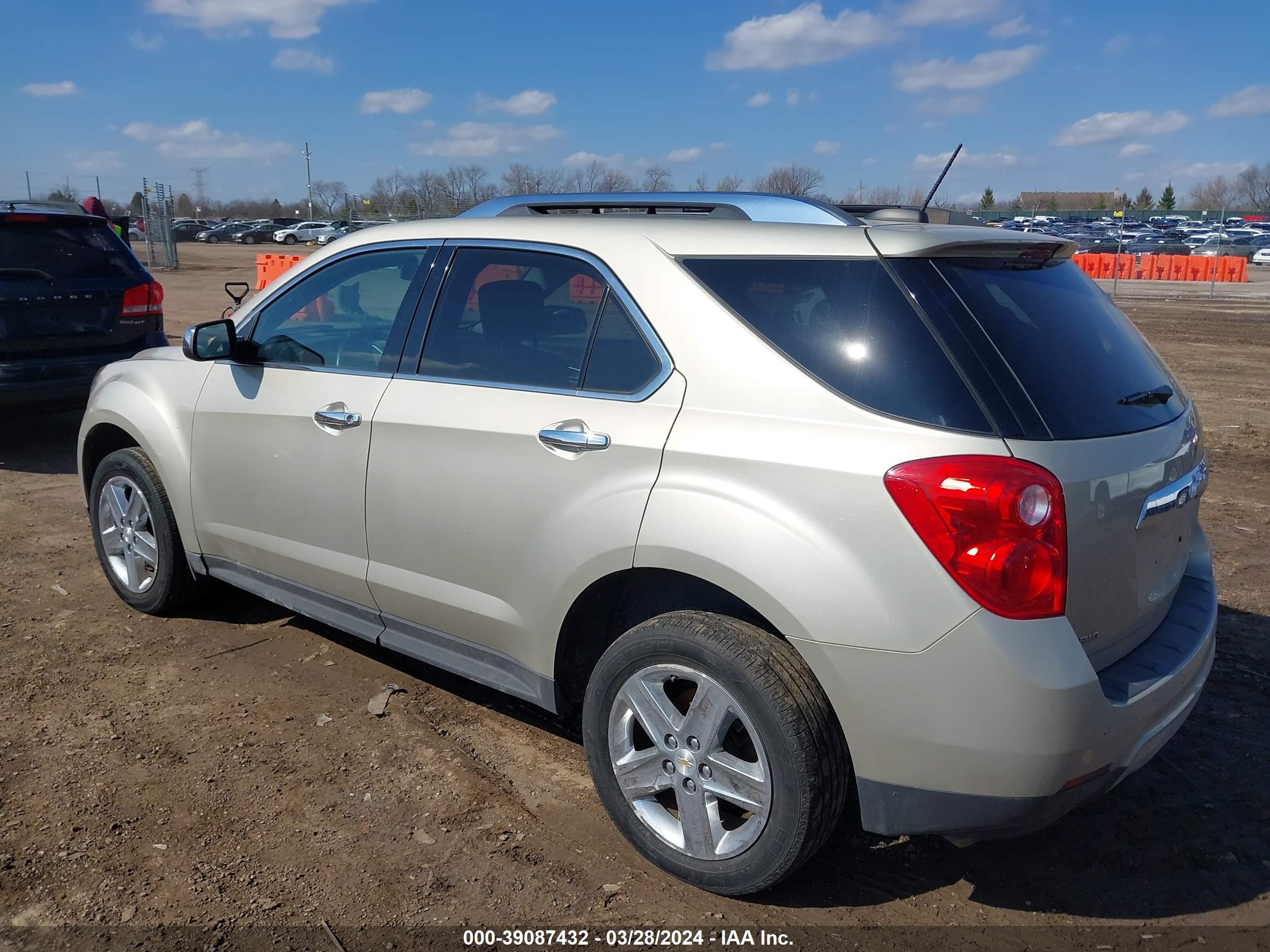 Photo 2 VIN: 1GNFLHEK2FZ141707 - CHEVROLET EQUINOX 