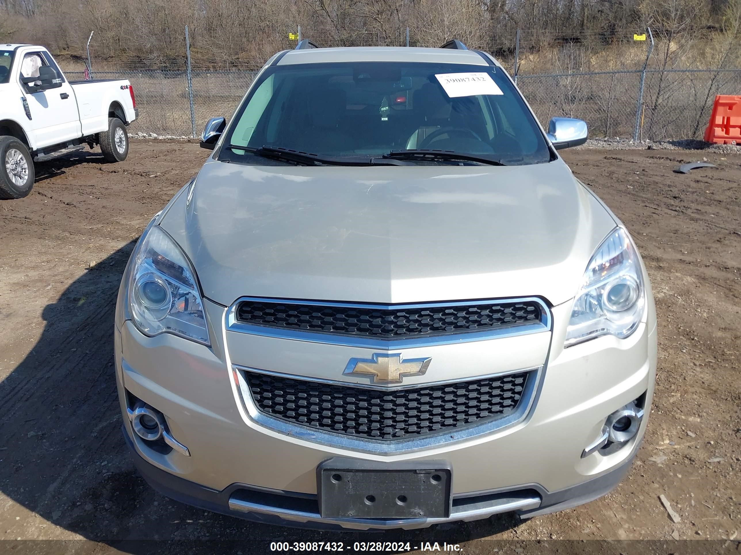 Photo 5 VIN: 1GNFLHEK2FZ141707 - CHEVROLET EQUINOX 